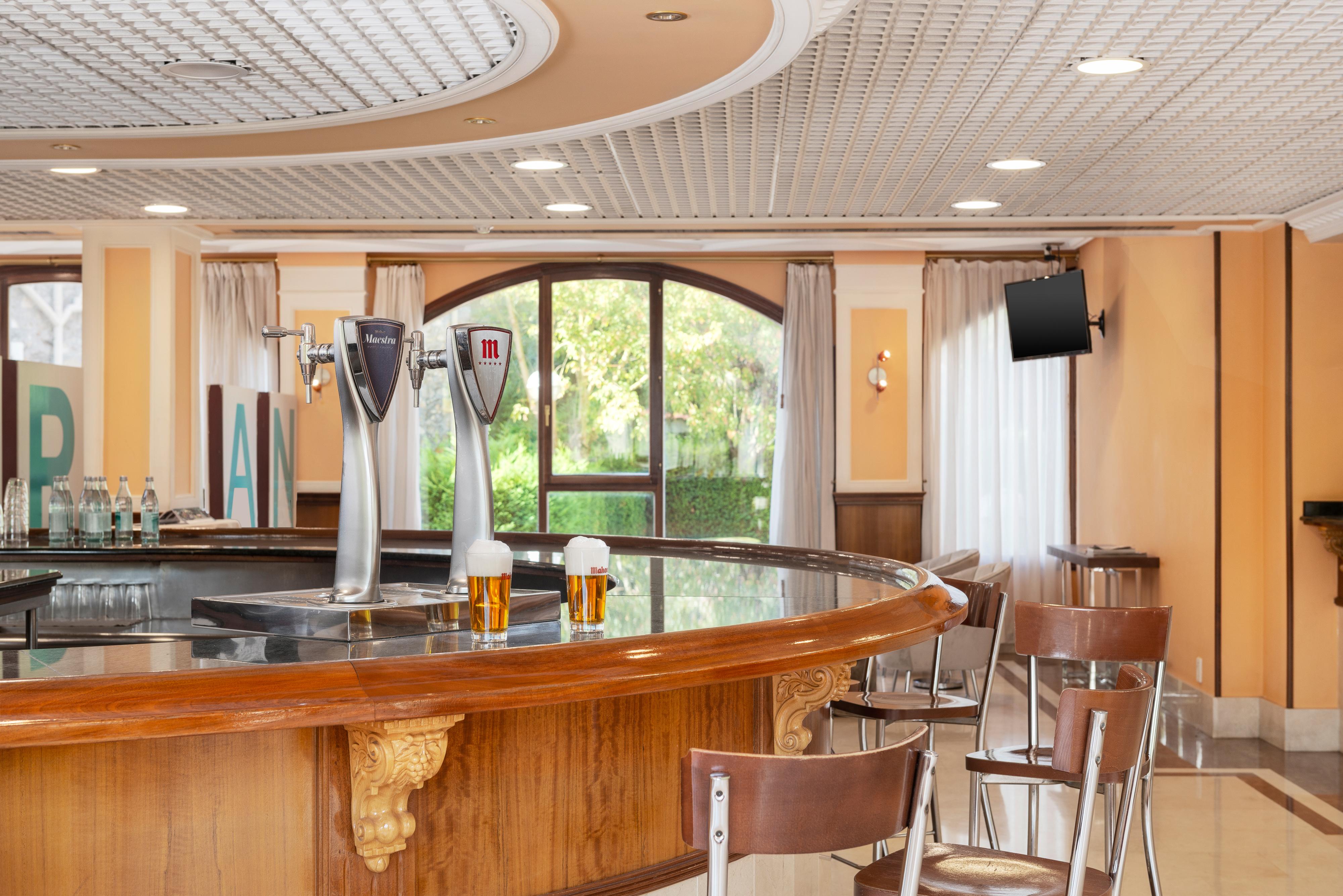 Tryp Bilbao Sondika Hotel Eksteriør bilde