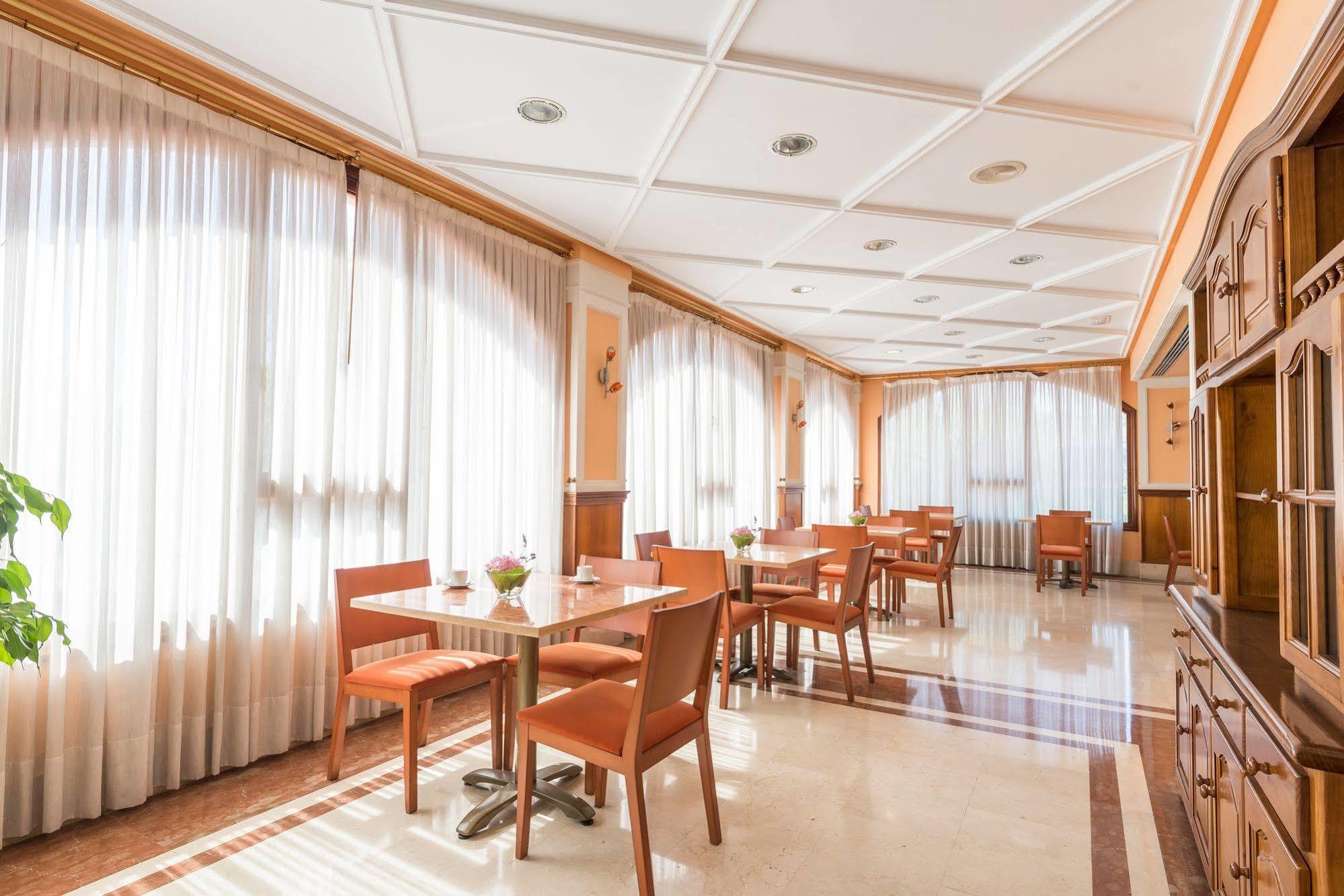 Tryp Bilbao Sondika Hotel Eksteriør bilde