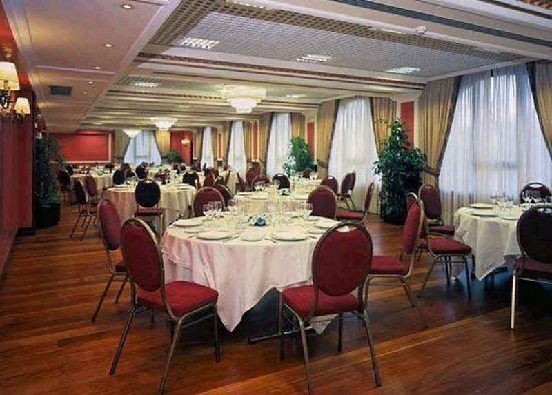 Tryp Bilbao Sondika Hotel Restaurant bilde