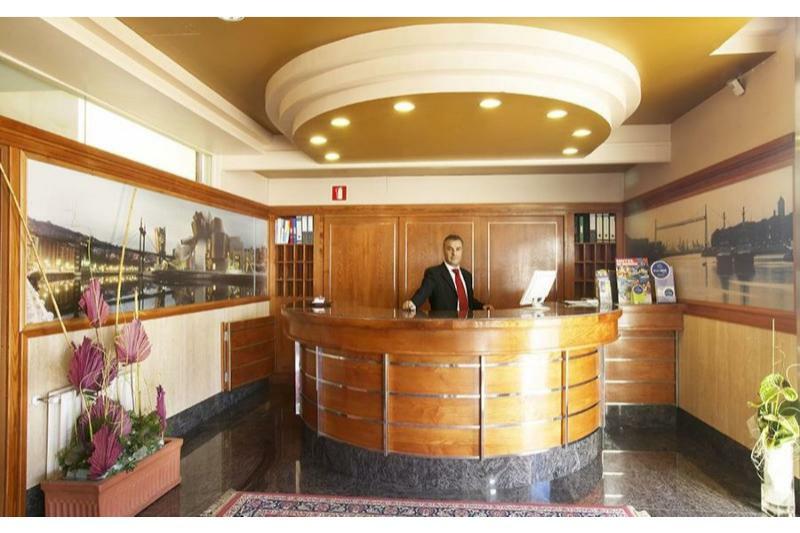Tryp Bilbao Sondika Hotel Eksteriør bilde